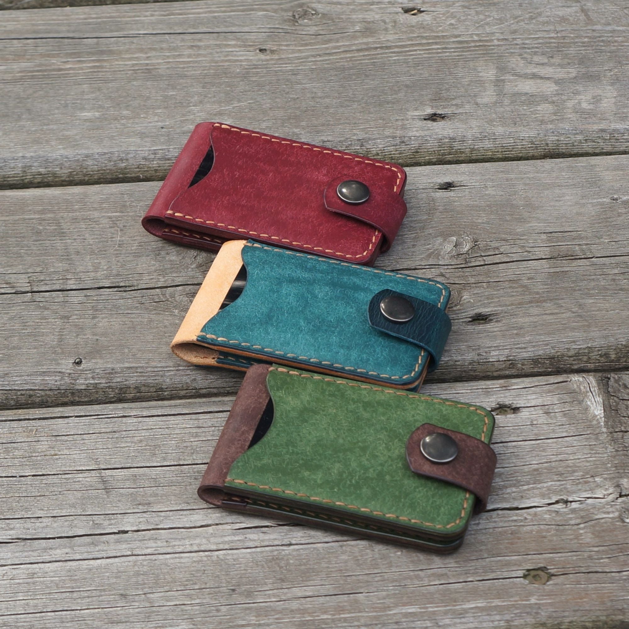 Parallax Card Holder