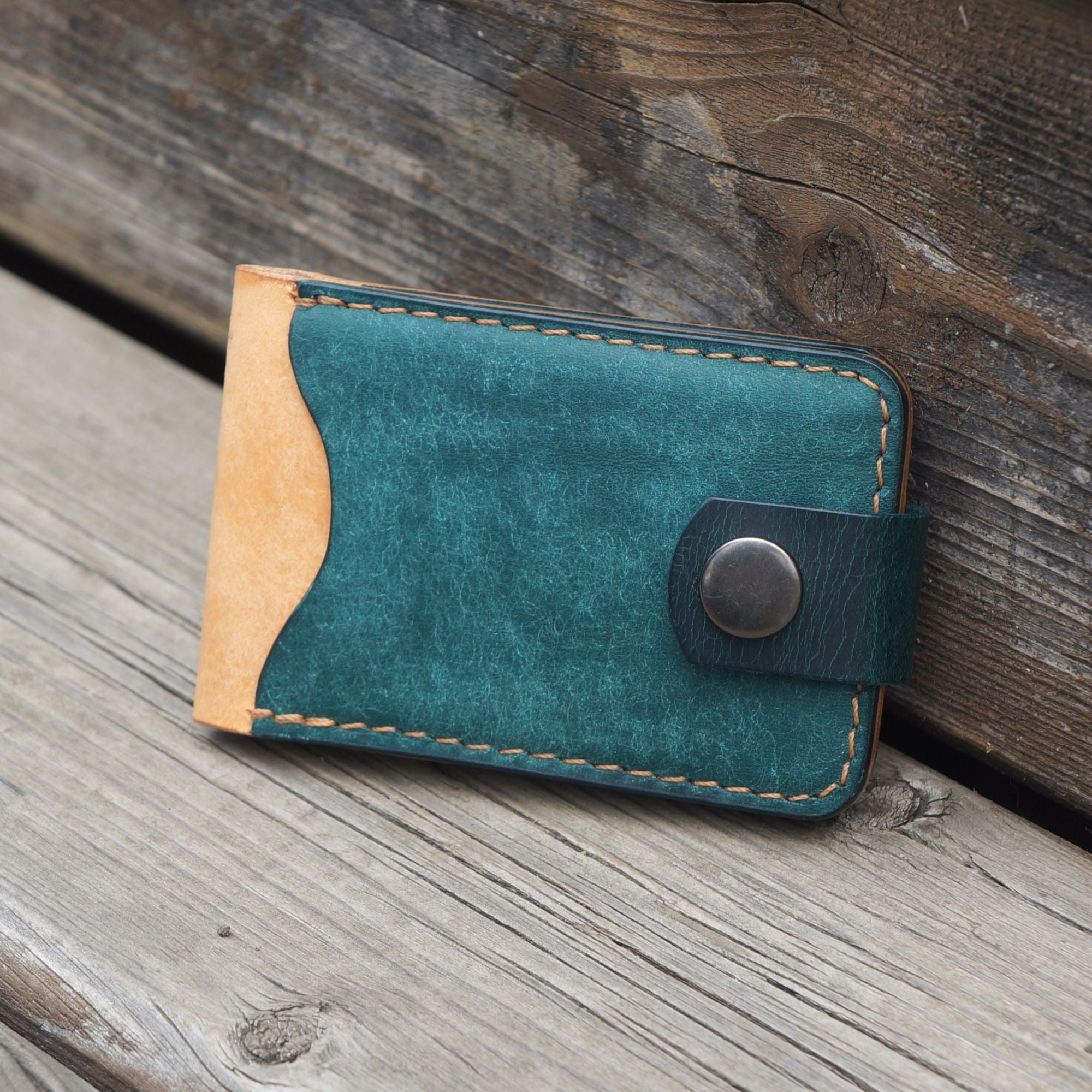 Parallax Card Holder